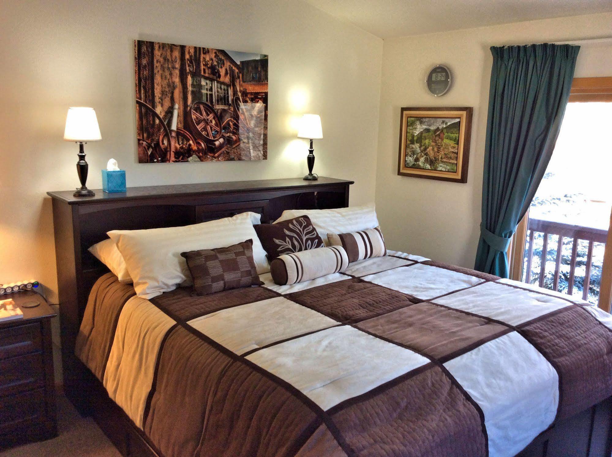 Mein Haus Bed & Breakfast Ейвън Екстериор снимка